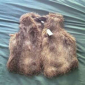 New York & Co faux fur vest